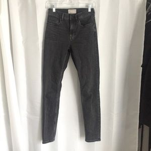 Everlane Washed Black Skinny Jeans in size 26 Tall